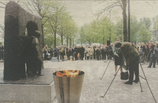 Onthuling joods monument 4 mei 2020.jpg